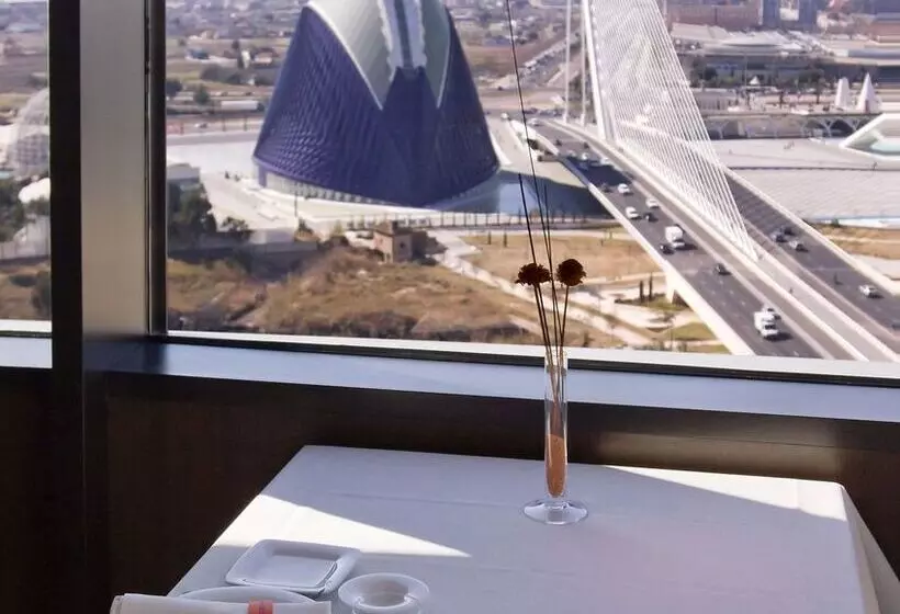 Отель Ilunion Aqua 3