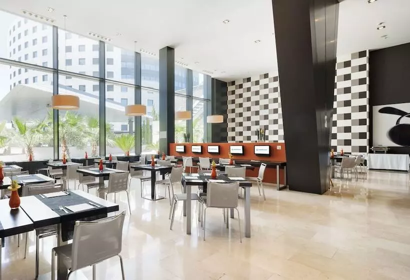 Отель Ilunion Aqua 3