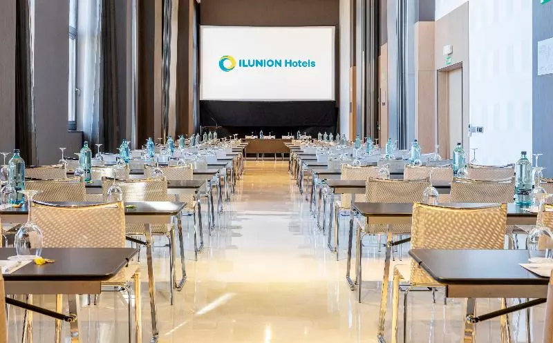 Отель Ilunion Aqua 3