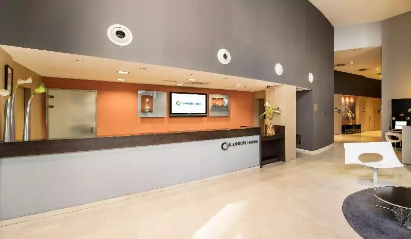 Отель Ilunion Aqua 3