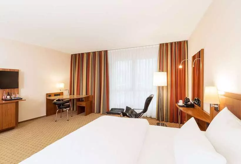 בית מלון כפרי NH München Ost Conference Center