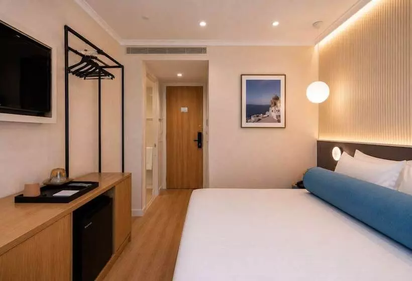هتل Petit Palace Plaza Espana