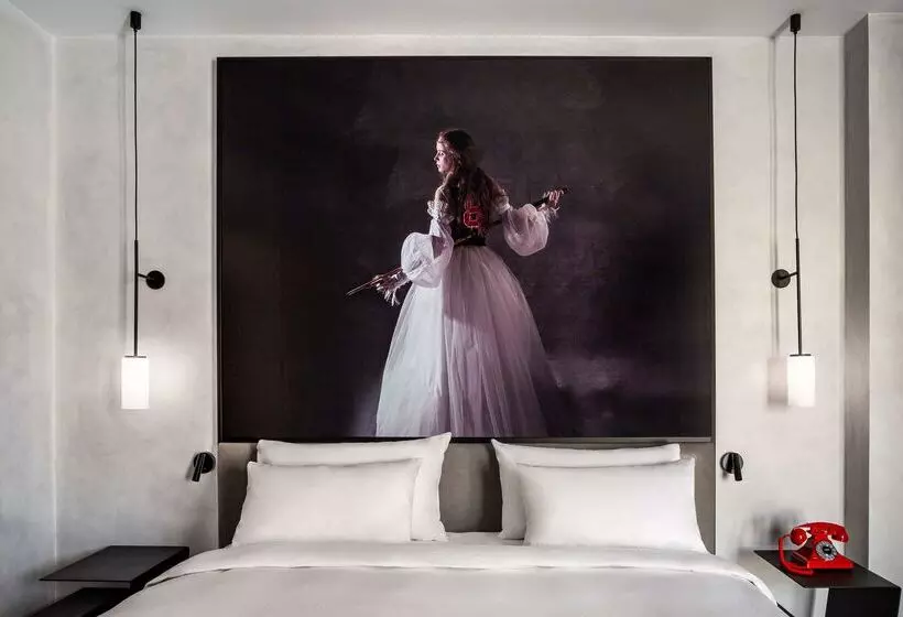 Hotel Radisson Red Madrid