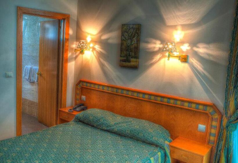 هتل Real Caparica