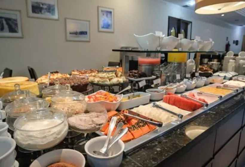 Szálloda The Premium