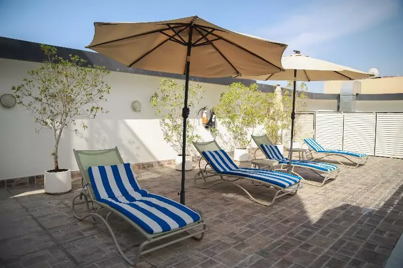 Отель Versailles By Vieras