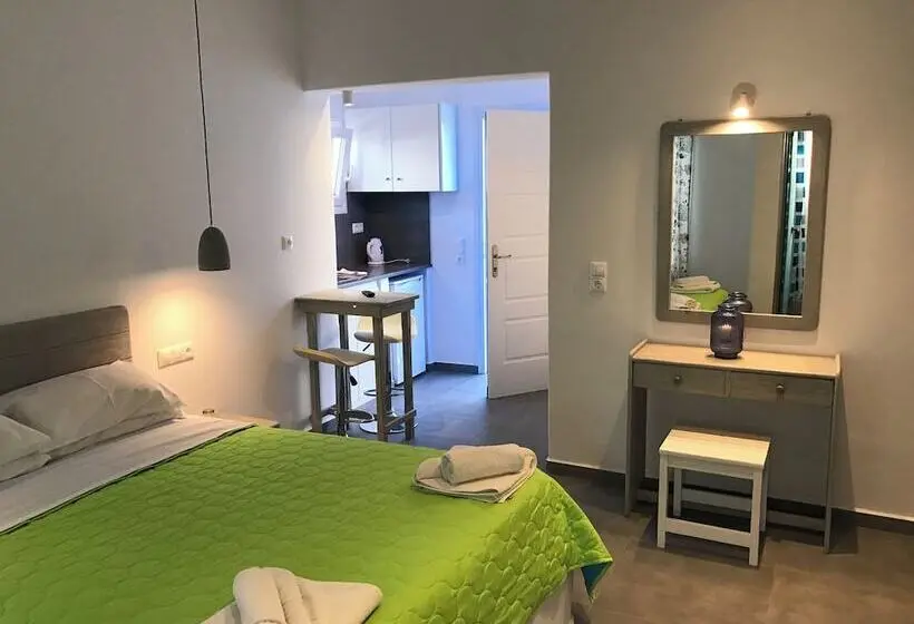 Anemos Studios & Apartments