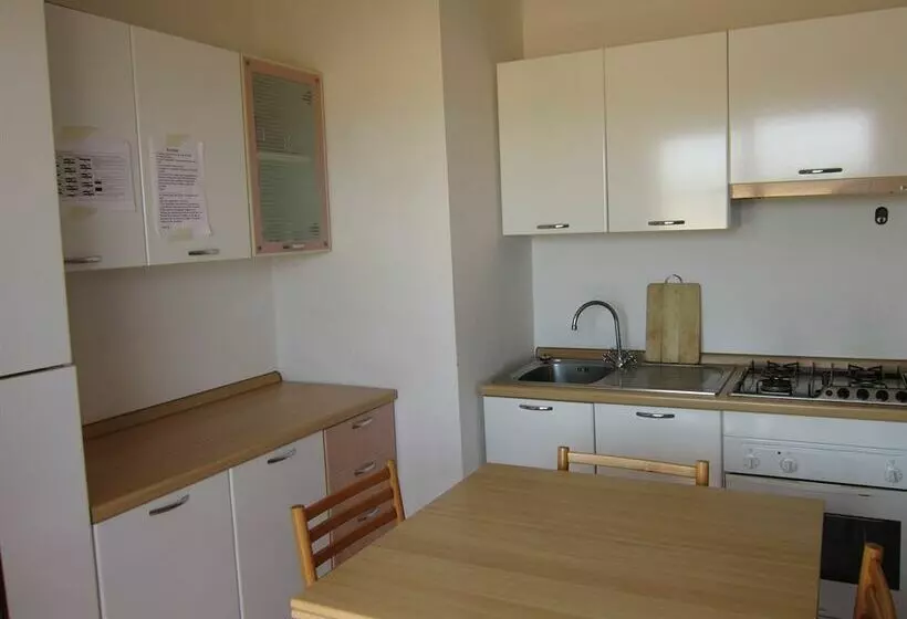 Apartamentos Brezza Marina