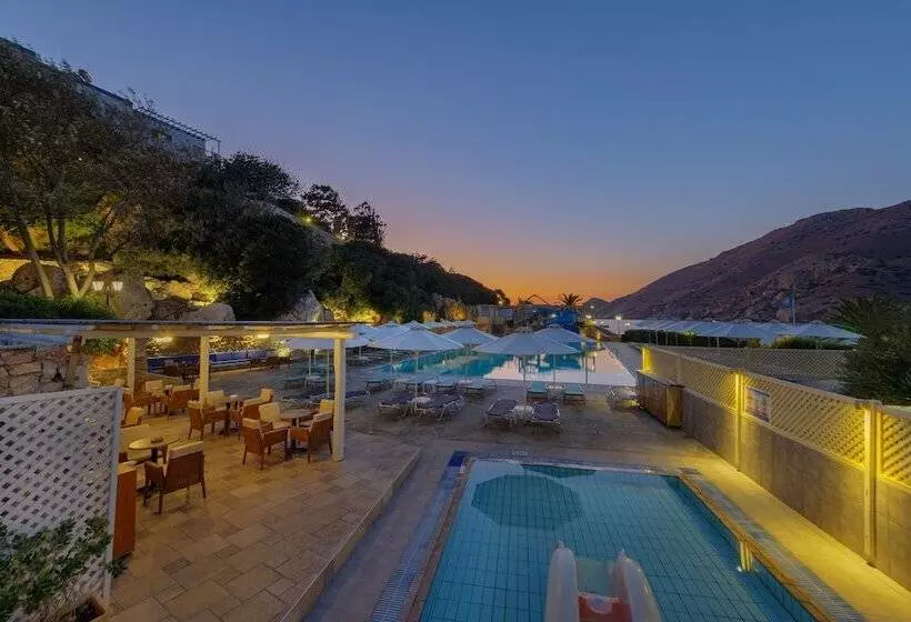 Dolphin Bay Family Beach Resort