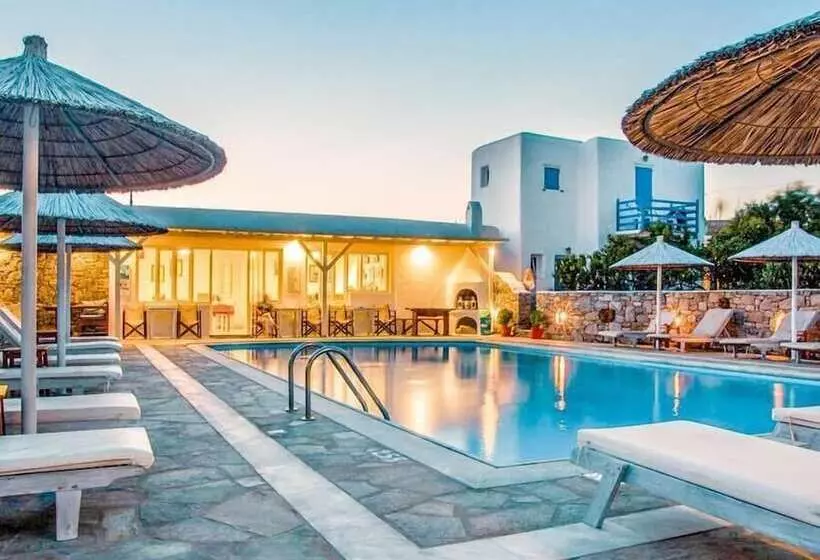 Elena Studios & Suites