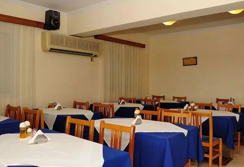 酒店 Andreolas Beach