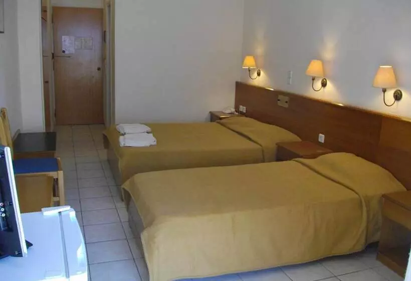 酒店 Andreolas Beach