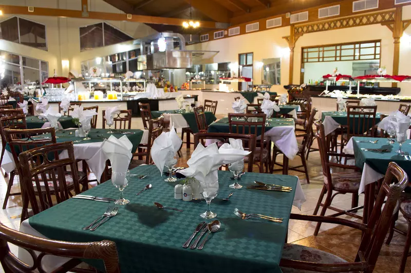 هتل Brisas Covarrubias