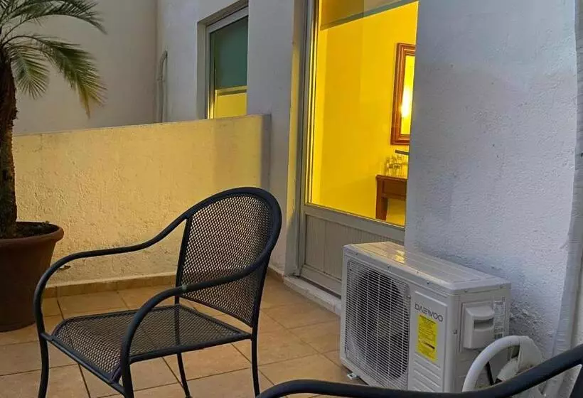 فندق Enterprise Inn Poliforum