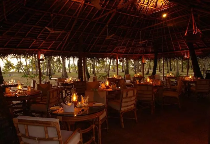 Hotelli Marari Beach Resort Alleppey  A Cgh Earth Experience