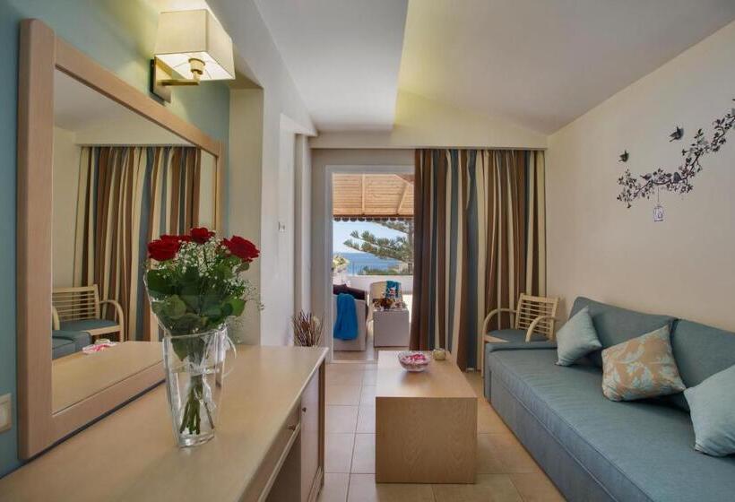 בית מלון כפרי Tolon Holidays