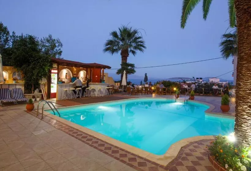 هتل Tolon Holidays