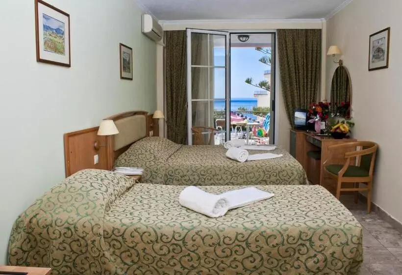 هتل Tolon Holidays