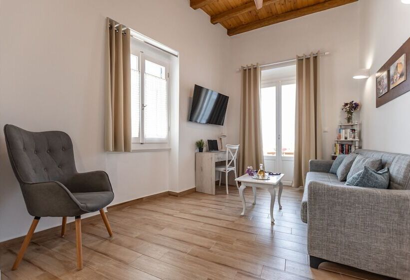 Hotel Venetian Suites