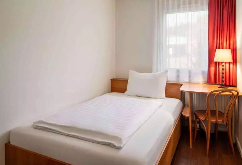 ホテル Amedia Express Sattledt, Trademark Collection By Wyndham