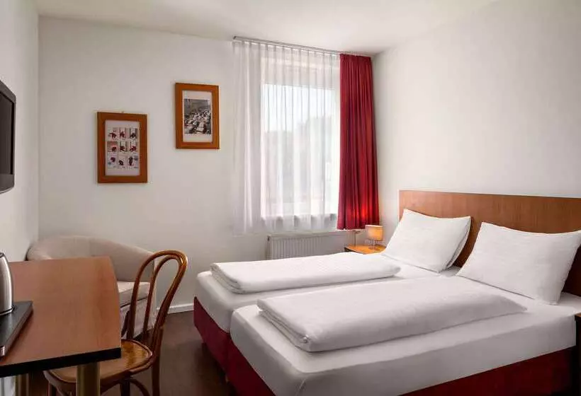 ホテル Amedia Express Sattledt, Trademark Collection By Wyndham