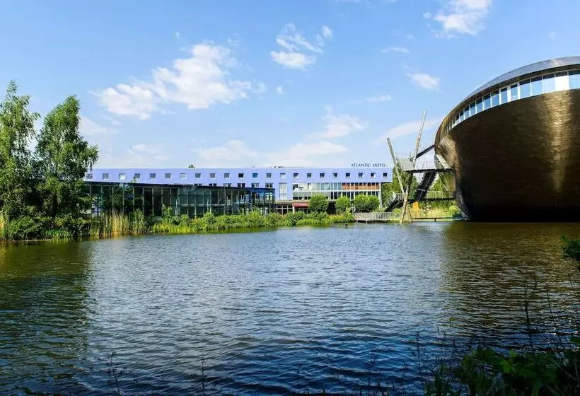 Atlantic Hotel Universum