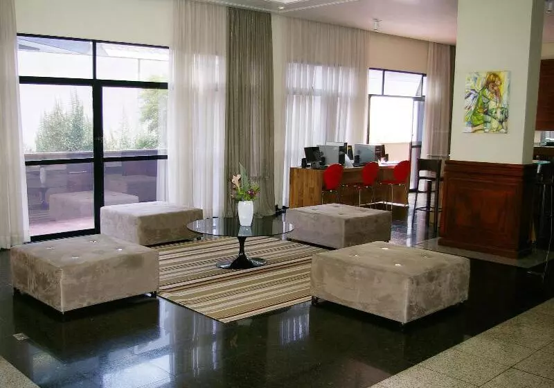 هتل Blue Tree Towers Batel Curitiba