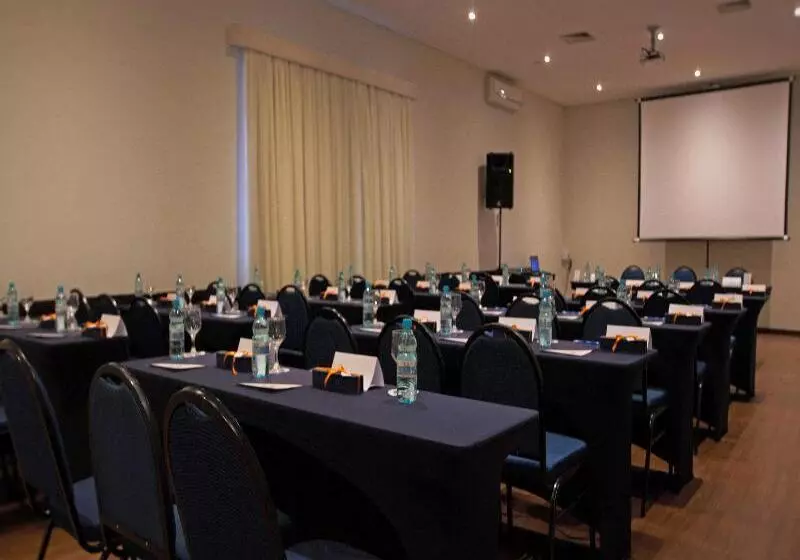 هتل Blue Tree Towers Batel Curitiba