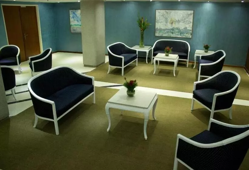 هتل Chacao Cumberland