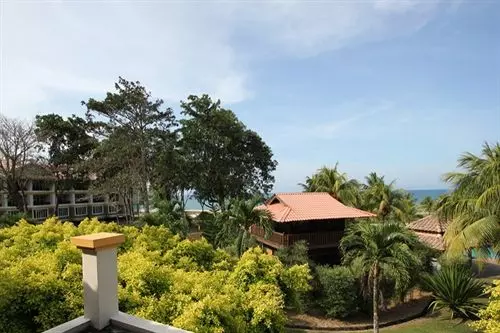 Hotel Gem Beach Resort