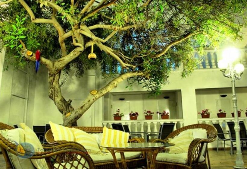 בית מלון כפרי Golden Gate