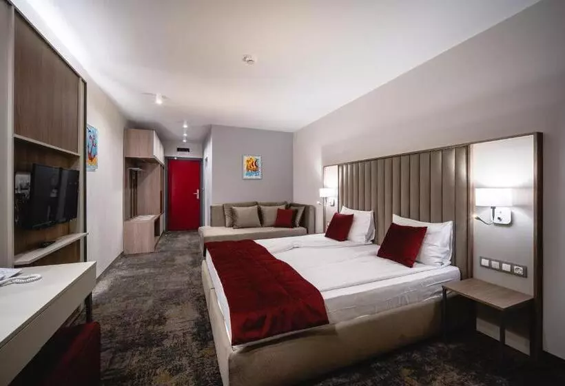 Saint George Hotel & Medical Spa