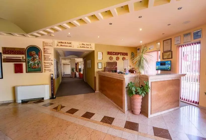 Saint George Hotel & Medical Spa