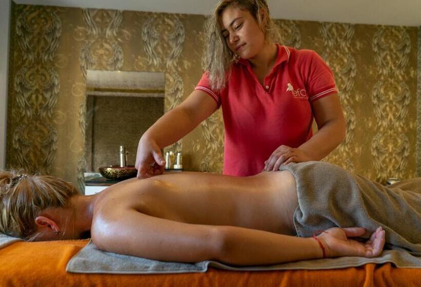 هتل Turunc Resort