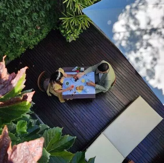 هتل 248 Finisterra