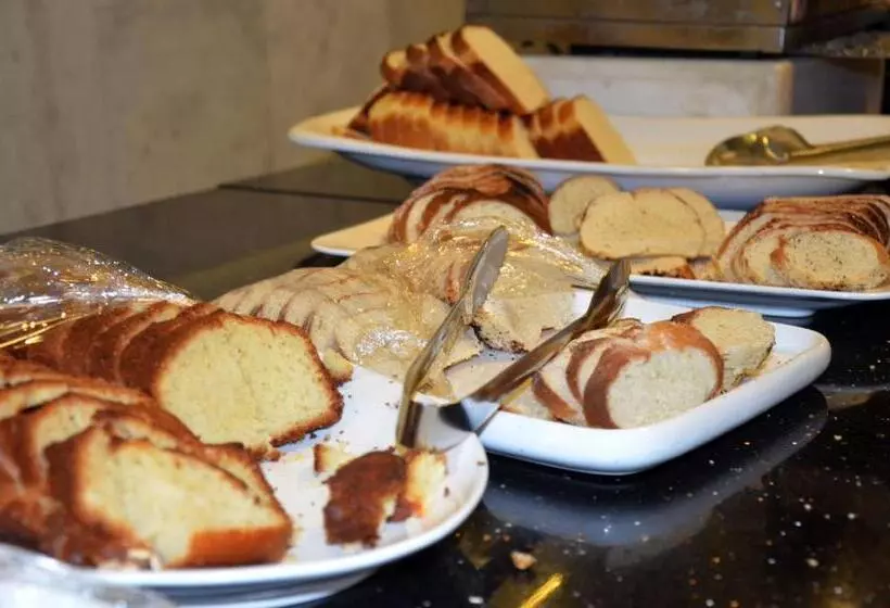 هتل Amra Palace International