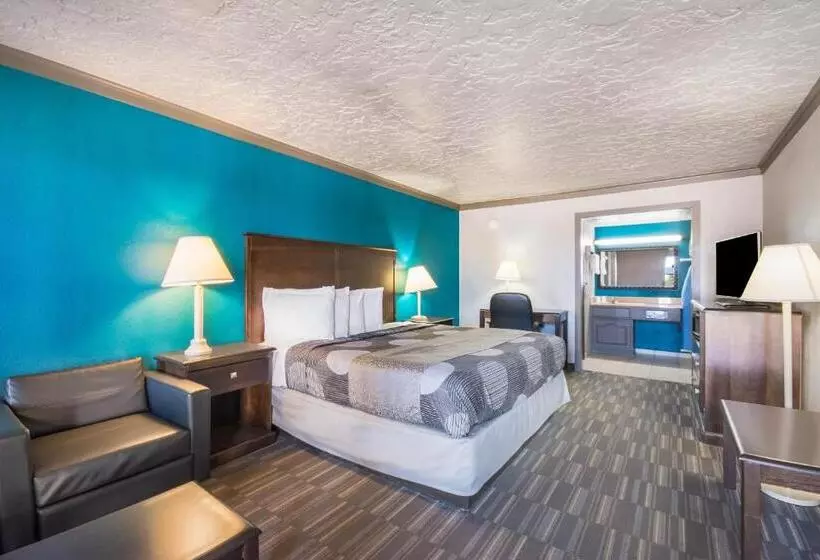 ホテル Econo Lodge Inn & Suites