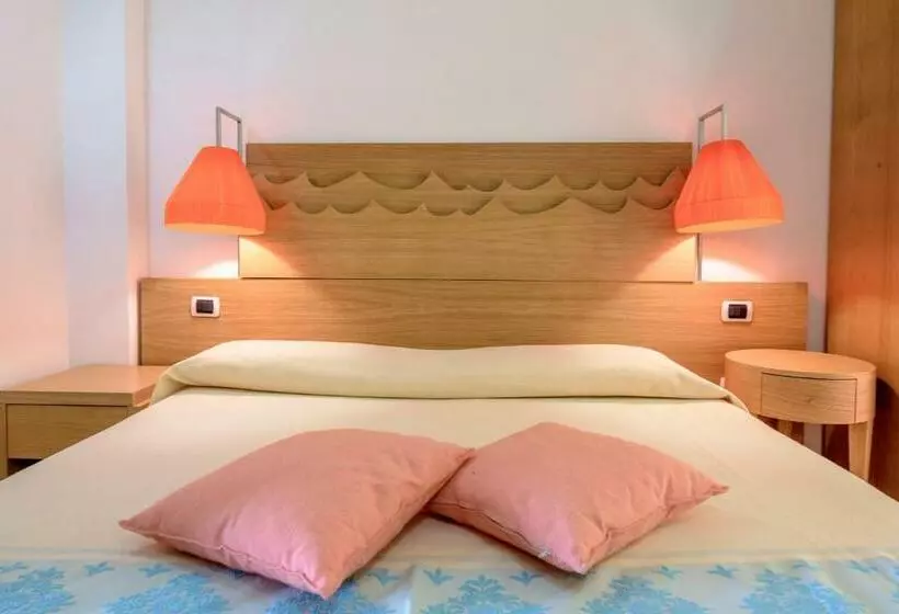 فندق Garden Beach