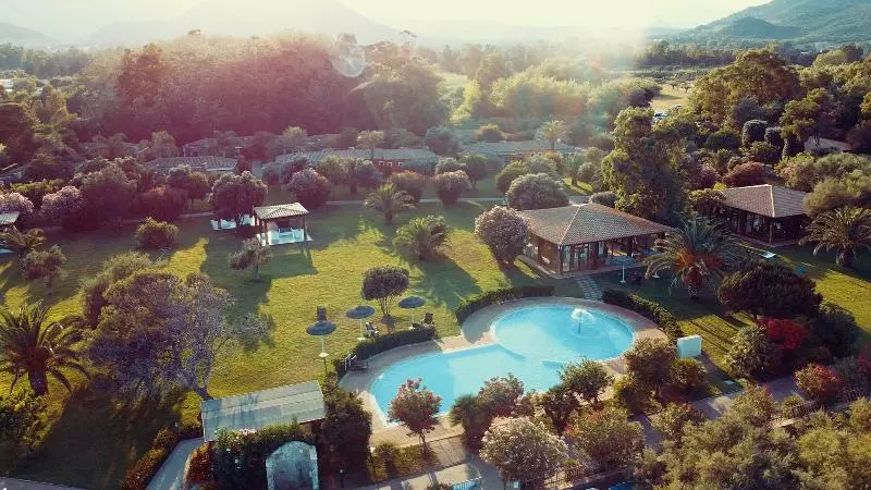 فندق Garden Beach