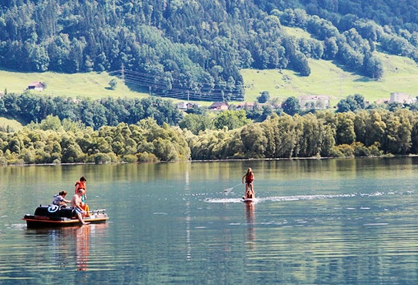 בית מלון כפרי Hôtel Restaurant Le Gruyérien