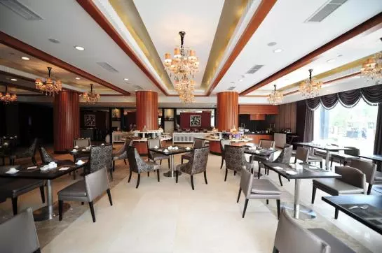 호텔 New Century Manju  @sniec