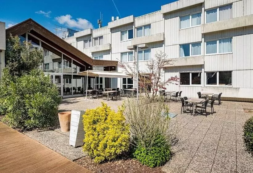 호텔 Hôtel Akena Poitiers Nord Futuroscope