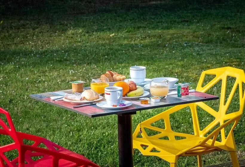 호텔 Hôtel Akena Poitiers Nord Futuroscope