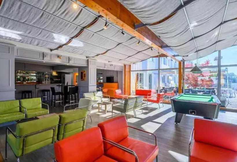 호텔 Hôtel Akena Poitiers Nord Futuroscope