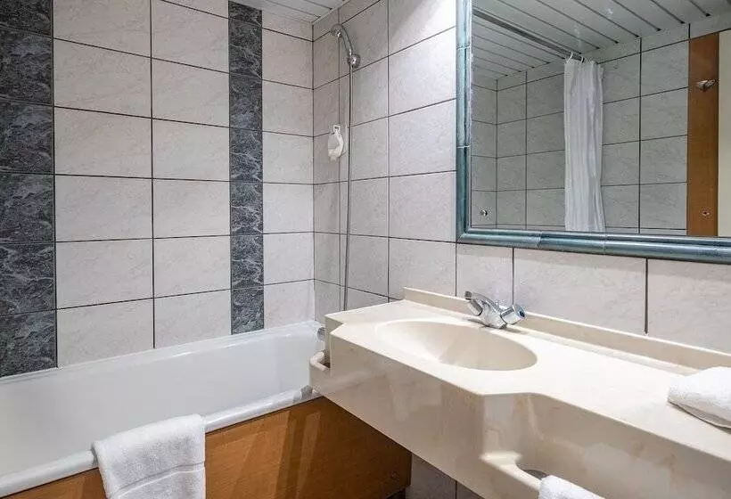 호텔 Hôtel Akena Poitiers Nord Futuroscope