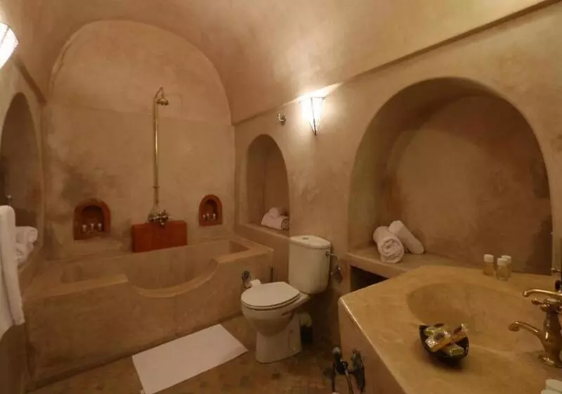 ریاض Palais Tinmel Marrakech