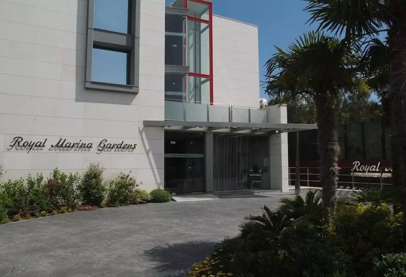 Apartamentos Royal Marina Gardens