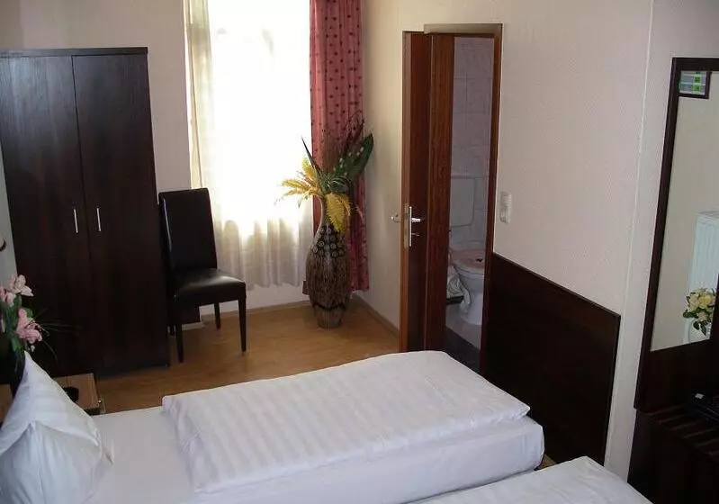 هتل Elbe Street 34