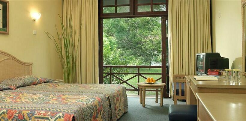 בית מלון כפרי Federal Villa Beach Resort