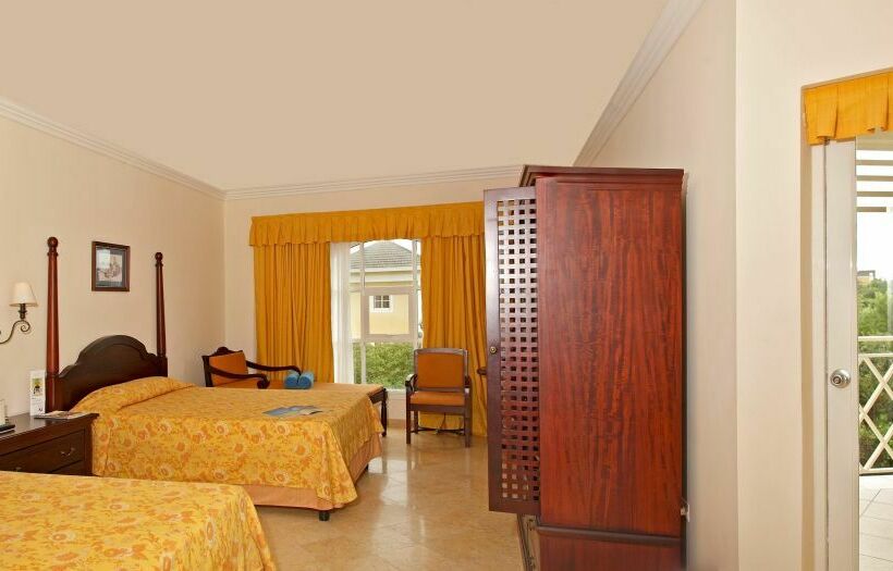 هتل Iberostar Selection Ensenachos